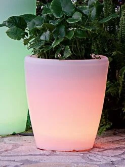 Solar Illuminated Planter, 18"