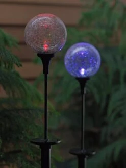 Solar Northern Lights Sphere -Gardeners Supply Company 8587110 156 tif