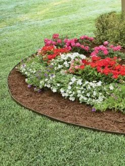 EasyFlex™ No Dig Edging, 50' -Gardeners Supply Company 8592452 004V 3 4