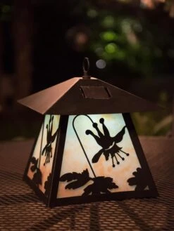 Columbine Solar Lantern -Gardeners Supply Company 8596334 0825 tif
