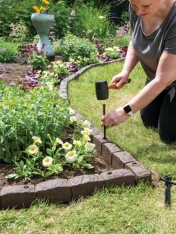 Roman Stone Recycled Rubber Landscape Edging, 4' -Gardeners Supply Company 8609898 019 tif