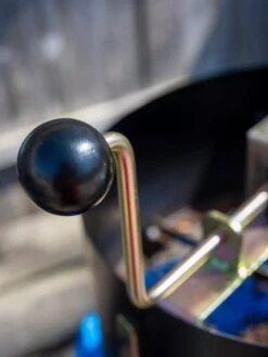 Gardener's Rotary Compost Soil Sifter -Gardeners Supply Company 8611017 114 tif