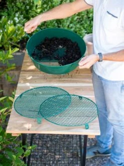 Gardener's Compost Soil Sifter -Gardeners Supply Company 8611018 168 tif