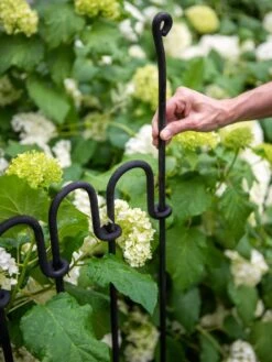 Enfield Linking Border Fence, 23.5" Long -Gardeners Supply Company 8611525 2554 tif