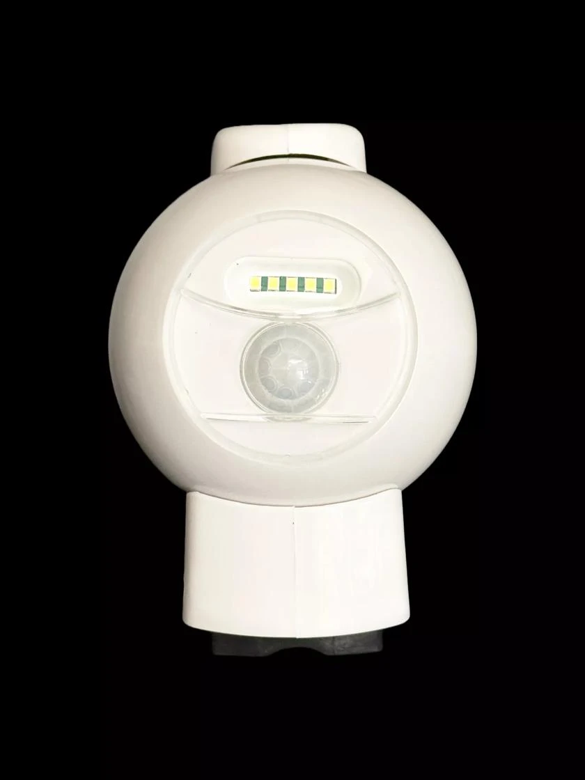 MAXSA® Motion-Activated LED Outdoor Light 7 MAXSA® Motion-Activated LED Outdoor Light - Image 5